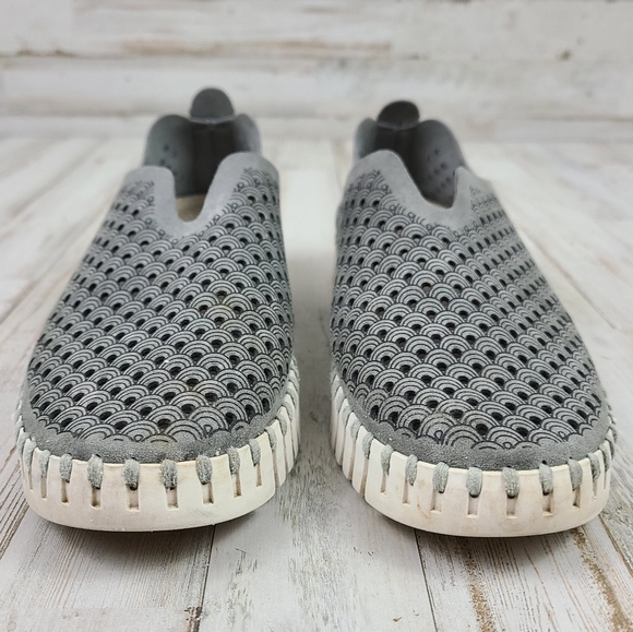 Ilse Jacobsen Tulip Perforated Slip On Sneaker - Picture 4 of 8